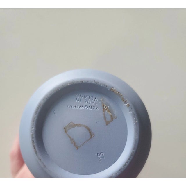 Wedgwood Vintage MCM Wedgwood Blue Jasperware Classical Grecian Pattern Bud Vase For Sale - Image 4 of 5