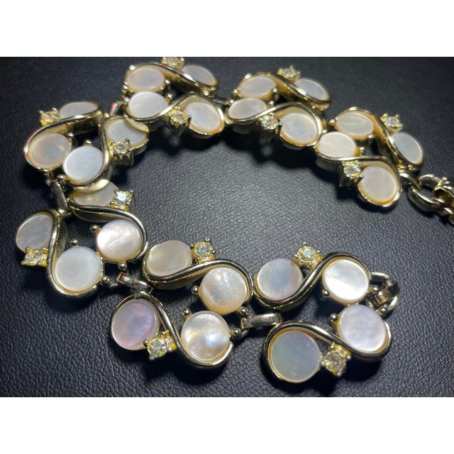 Mid-Century Modern MCM Lisner Mother-of-Pearl Bracelet Multi-Tiered Structural Design Rhinstone Accent For Sale - Image 3 of 6