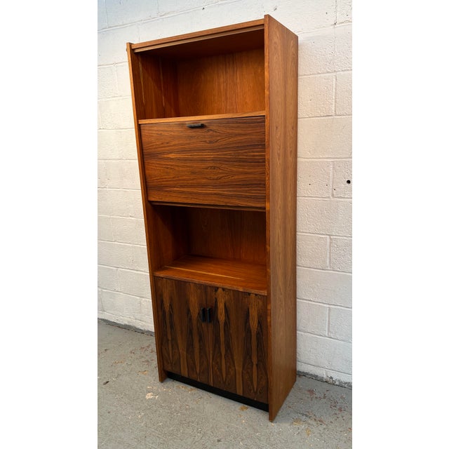 Vintage Danish Mid-Century Modern Rosewood Bar Cabinet For Sale In New York - Image 6 of 16