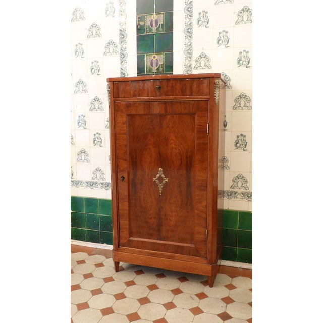 Salon Cabinet in Walnut, 1900s For Sale - Image 10 of 14