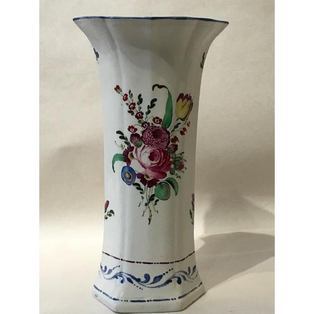 Baroque Early 18th Century Porcelain Vase by Richard Ginori For Sale - Image 3 of 15