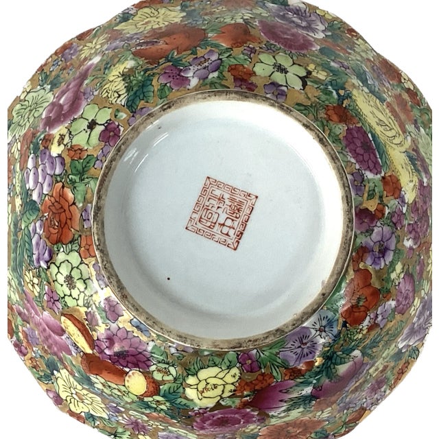 19th Century Vintage Chinese Floral Scalloped Bowl For Sale - Image 5 of 5