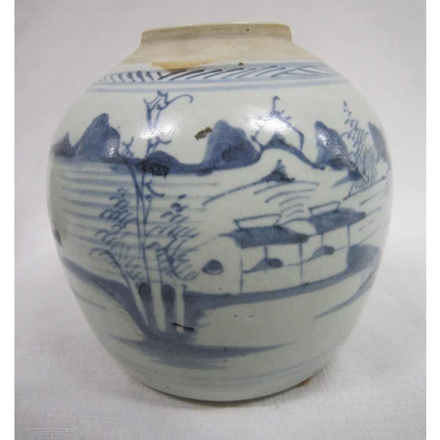 Ceramic Vintage Chinese Blue and White Brush Pot For Sale - Image 7 of 7