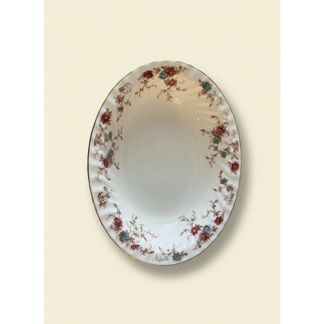 146-Piece Vintage Minton England "Ancestral" Fine Bone China Dinner Service for 18 – Estate Collection Circa 1965-1985 With Serving Pieces For Sale - Image 13 of 18