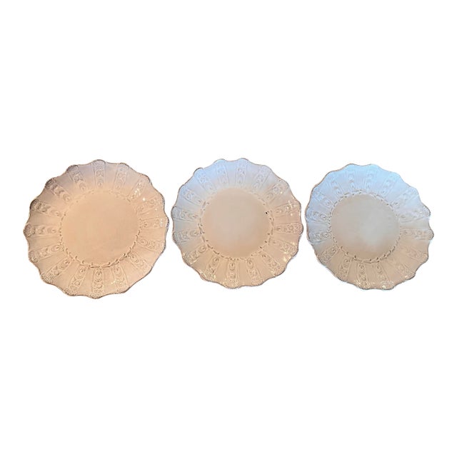 Astier De Villatte Adélaïde Handmade French Dinner Plates - Set of Three For Sale