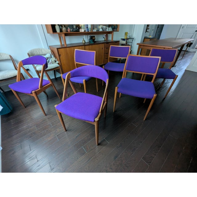 1960s Set of 6 Vintage Danish Modern Teak Dining Chairs (Attributed 4 Niels Møller, 2 Kai Kristiansen) For Sale - Image 5 of 18
