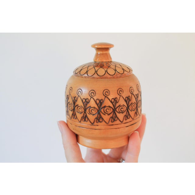 1970s Vintage Handmade Pyrography Wood Trinket Box For Sale - Image 5 of 7
