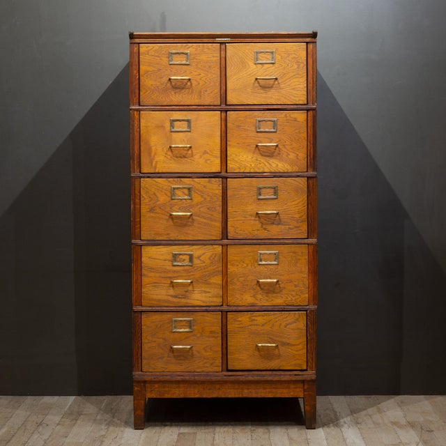 Industrial Monumental Yawman and Erbe Oak Five-Section Modular File Cabinet c.1910 For Sale - Image 3 of 13