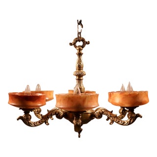 1920 French Amber Alabaster and Bronze Chandelier For Sale
