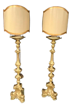 Pair of 19th Century Italian Neoclassical Carved Giltwood Torchères