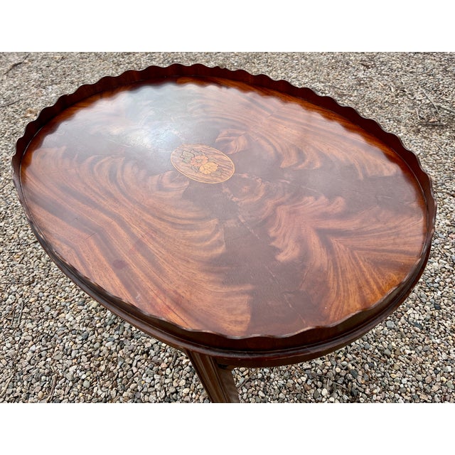 Brown Coloniall Coffee Table Piecrust With Inlaid Medallion Flame Mahogany For Sale - Image 8 of 8