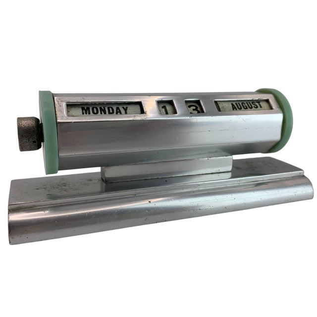 Art Deco Perpetual Desk Calendar in Chrome and Bakelite, 1920s For Sale - Image 4 of 11