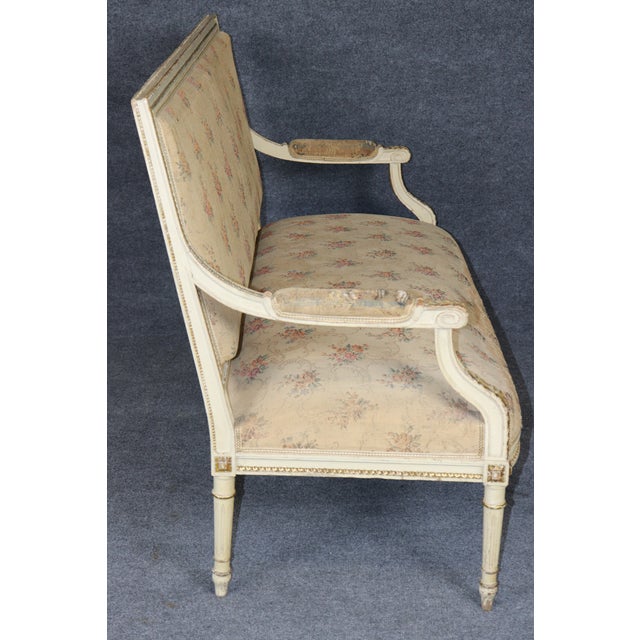 1930's French Louis XVI Style Antique Parcel Gilt Settee For Sale - Image 4 of 12