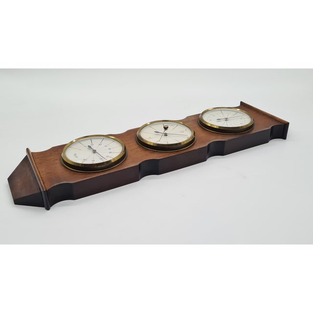 Vintage Weather Station Barometer, 1970s, in Very Good conditions. Designed 1970 to 1979