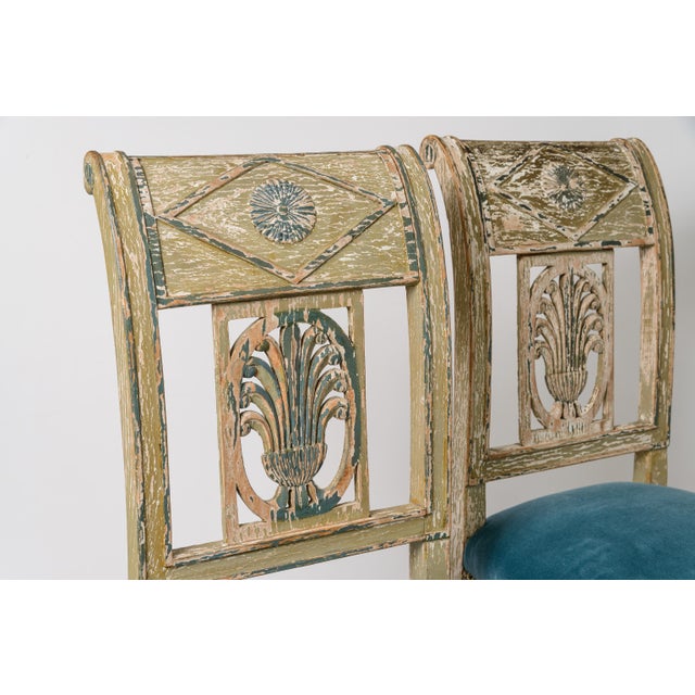 French Pair of French Period Directoire Neoclassical Side Chairs, C. 1795 For Sale - Image 3 of 12