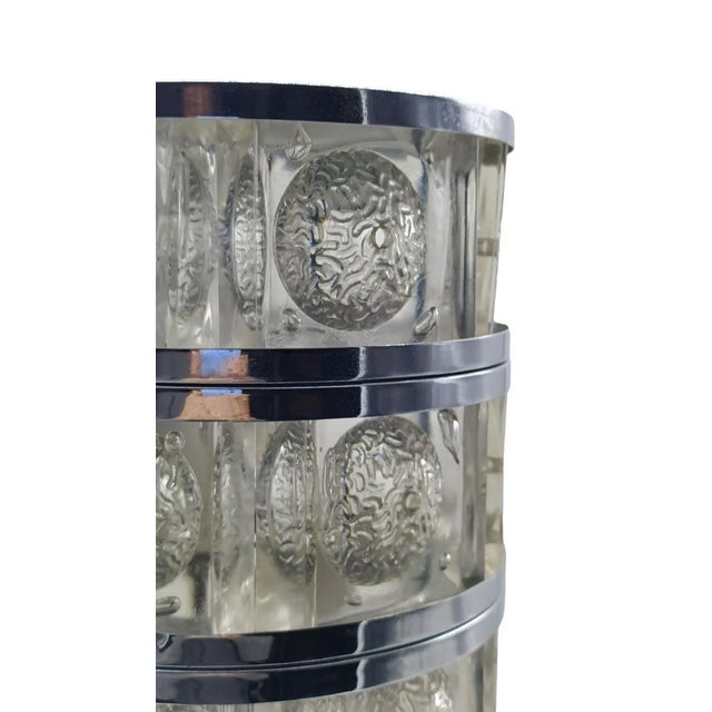 Cylindrical Acrylic Glass and Chrome Table Lamp, Italy, 1970s For Sale - Image 6 of 9