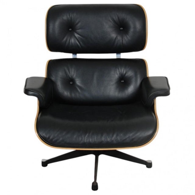 Set of Lounge Chair and Ottoman in Black Leather by Charles and Ray Eames, 2000s For Sale - Image 3 of 18