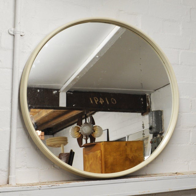Cream Circular Wall Mirror attributed to Schreiber, 1960s For Sale - Image 3 of 6