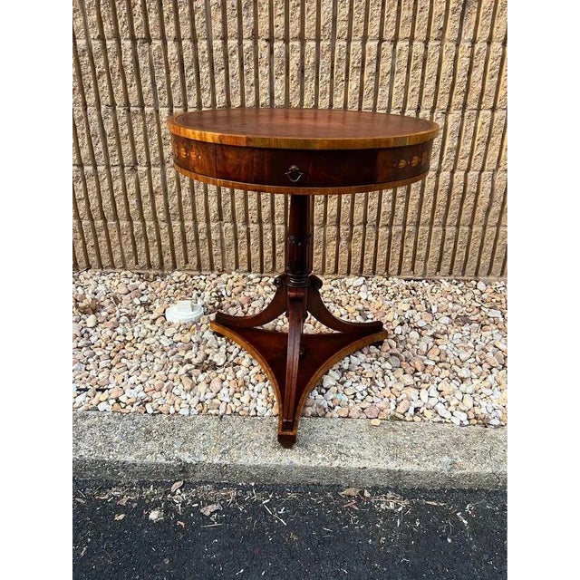 Early 20th Century Early 20th Century Weiman English Regency Style Mahogany & Leather Top Side Table For Sale - Image 5 of 11