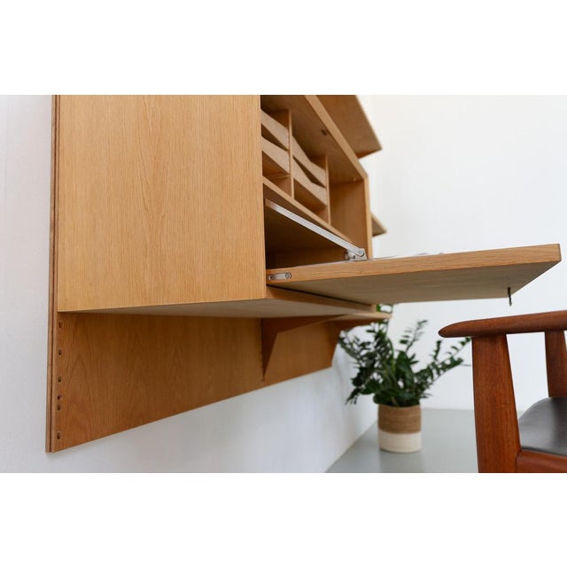 Danish Modern Two-Bay Modular Oak Wall Unit by Poul Cadovius for Cado, 1960s For Sale - Image 15 of 18