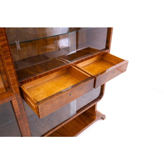 Art Deco Display Cabinet, Poland, 1930s For Sale - Image 12 of 15