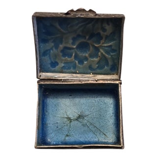 Antique Chinese Export Enamel Floral Snuff Box For Sale
