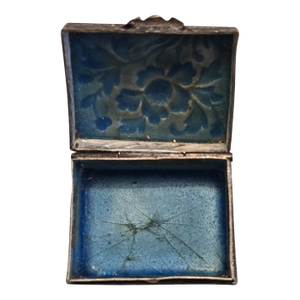 Antique Chinese Export Enamel Floral Snuff Box