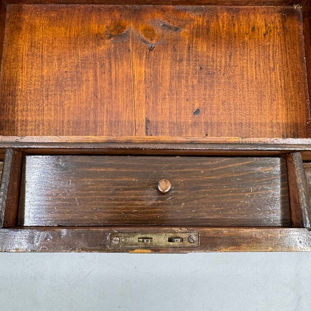 Antique 19th Cen. English Victorian Decoupage Campaign Lap Desk / Writing Slope For Sale - Image 9 of 18