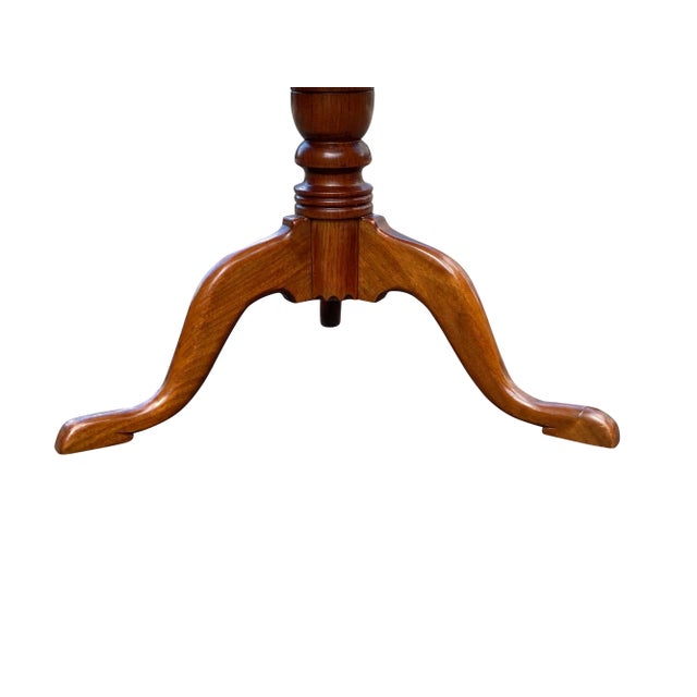 Early 20th Century Queen Anne Style Southern Walnut Wine Table With Snake Legs, Size and Form For Sale In Boston - Image 6 of 8