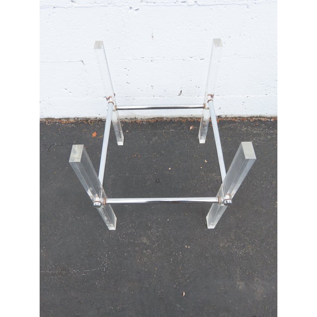 Hollywood Regency Lucite Acrylic Glass Top Pair of Side Tables 6592 For Sale - Image 10 of 18