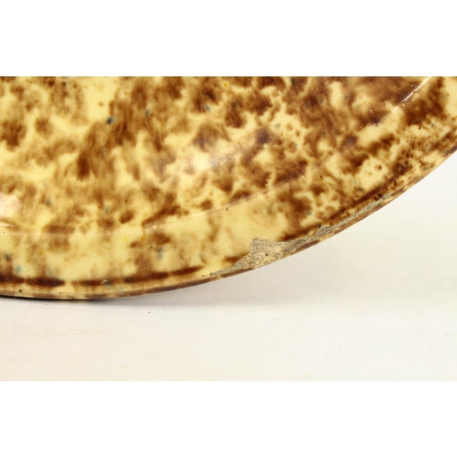 19th Century Pair of Rockingham Glaze Spatterware Yellowware Pottery Plates For Sale - Image 17 of 17