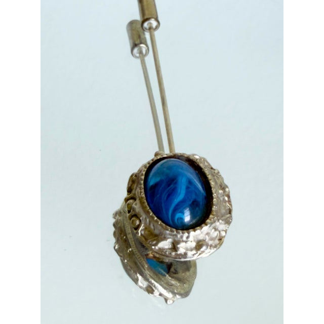 Vintage Mid Century Silver Tone Blue Faux Star Sapphire Cabochon Stick Pin For Sale - Image 10 of 15