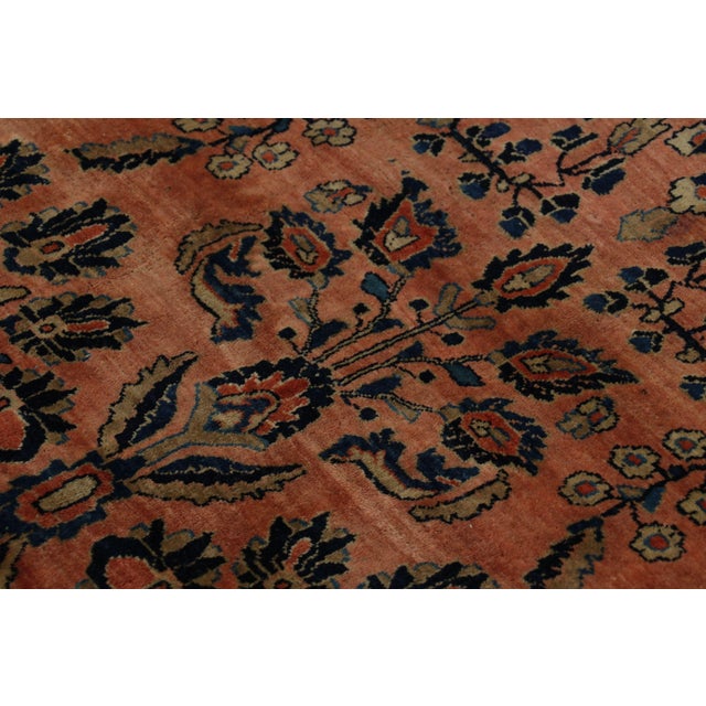 1920s Antique Oversized Sarouk Persian Rug in Pink With Floral Patterns | Rug & Kilim For Sale - Image 5 of 10