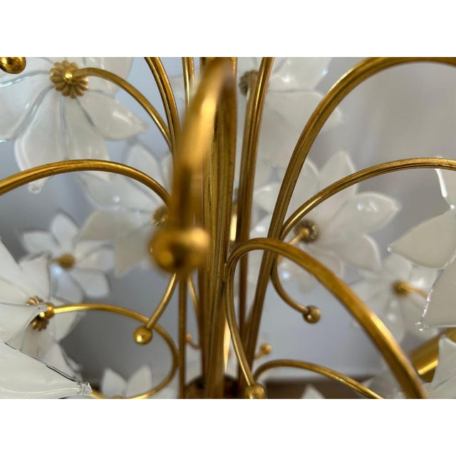 1980s Daisies in the Sky Murano White Flowers Chandeliers, 1980, Set of 2 For Sale - Image 5 of 12