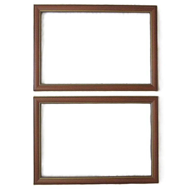 FREE SHIPPING ANYWHERE IN THE CONTINENTAL US! This is a pair of vintage wood picture frames. The frames measure 16 1/2" x...