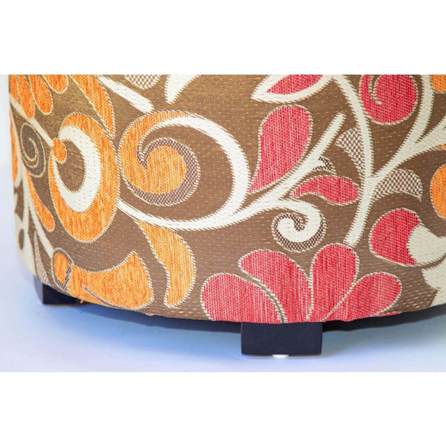 Vintage Moroccan Round Pouf Ottoman in 1970s Psychedelic Floral Velvet For Sale - Image 4 of 17
