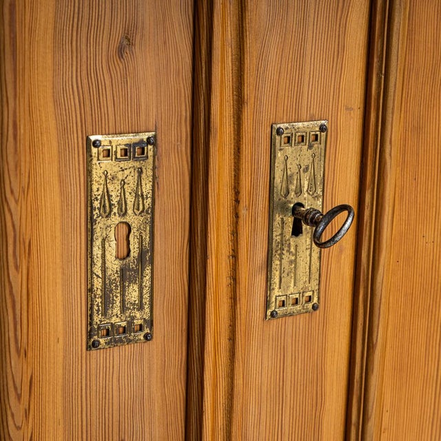 Gründerzeit Softwood Wardrobe, Late 19th Century For Sale - Image 5 of 7