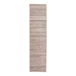 Modern Indian Savannah Handmade Beige Geometric Wool Runner For Sale
