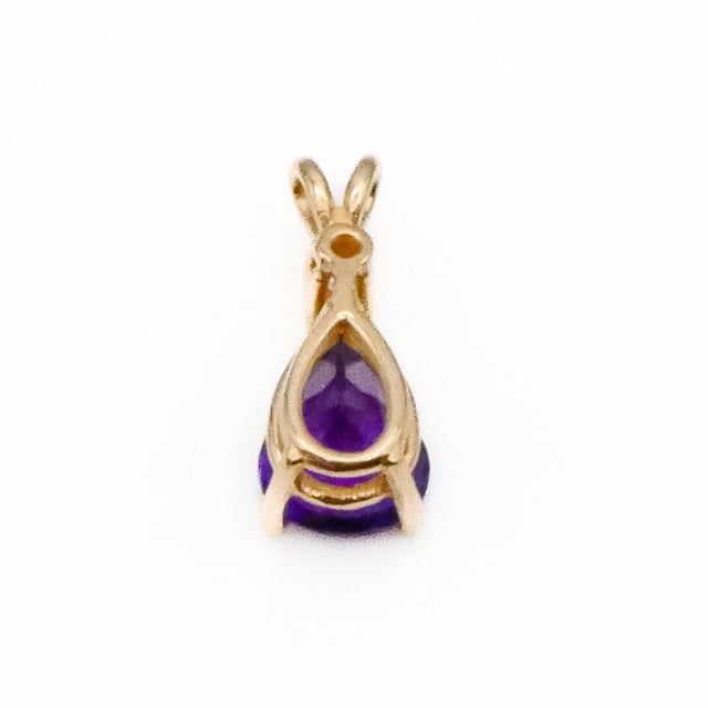 Modern Mid 20th Century Vintage 14k Yellow Gold Pear Shaped Amethyst and Diamond Pendant For Sale - Image 3 of 3
