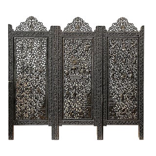 1900s Heavily Carved Anglo Indian 3 Panel Screen Room Divider. For Sale