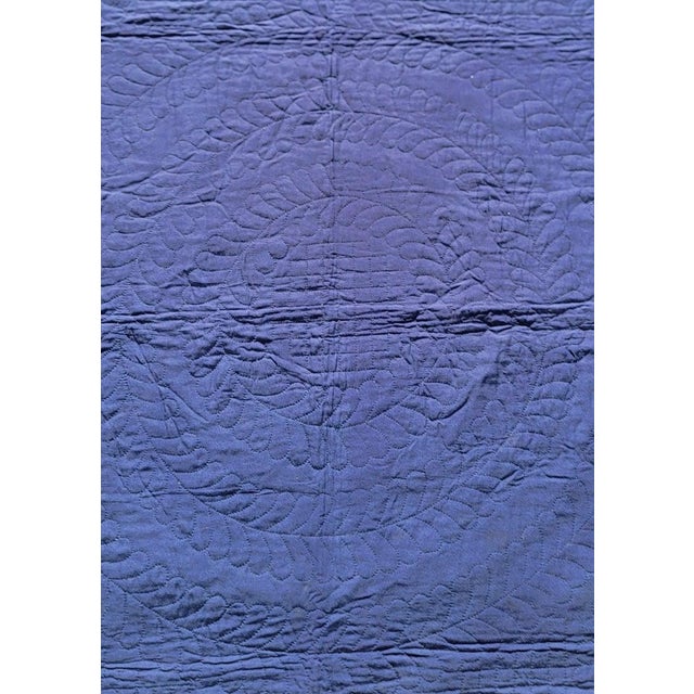 1930s 1930s Amish Cotton Holmes Co., Ohio Contained Square Plain Quilt For Sale - Image 5 of 7