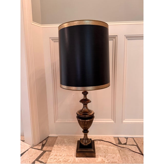 Elevate your space with this striking vintage table lamp by the renowned Stiffel Company, famous for their exceptionally...