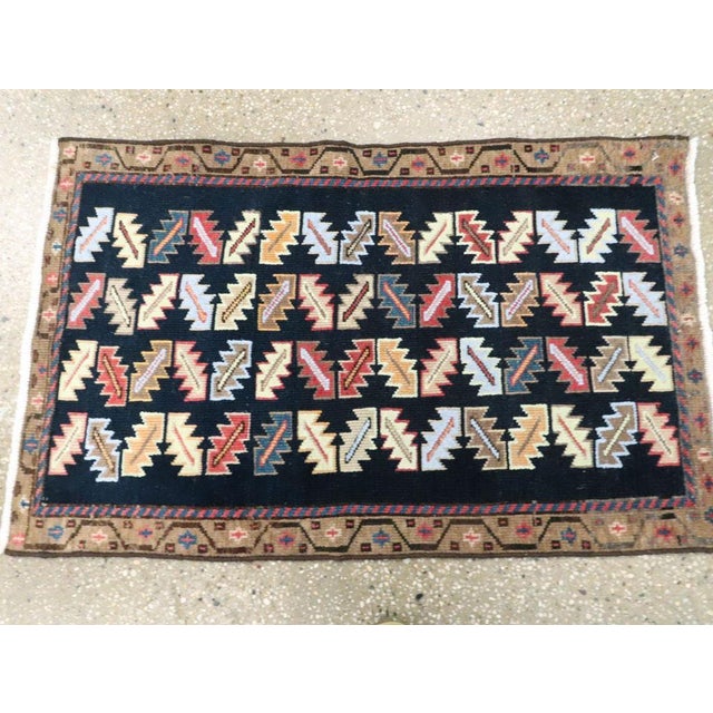 Galerie Shabab Collection Mid-20th Century Handmade Persian Hamadan Small Throw Rug For Sale - Image 4 of 7