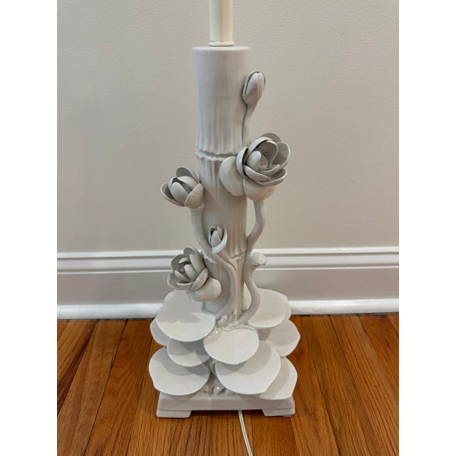 White Mid 20th Century Italian Ceramic Faux Bamboo & Lotus Flower Table Lamps - A Pair For Sale - Image 8 of 17