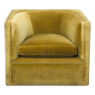 Freestyle Collection Mid-Century Modern Mustard Velvet Lounge Chair For Sale