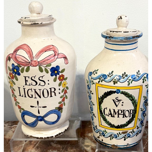 Set of 8 Italian Hand-Painted Apothecary Jars with Lids, Montelupo, Tuscany For Sale - Image 11 of 16
