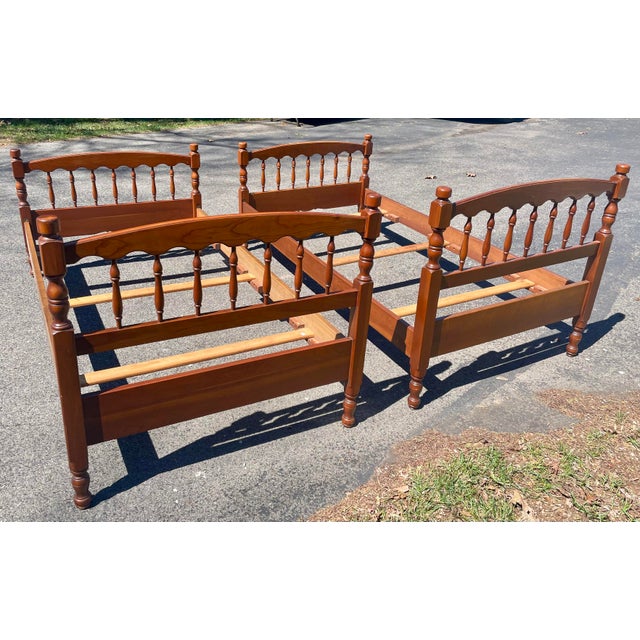 Late 20th Century Late 20th Century L. & J. G. Stickley American Colonial Cherry Twin Beds For Sale - Image 5 of 18