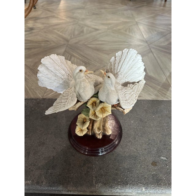 Neapolitan Sculpture in Biscuit Porcelain Depicting Two Doves from Capodimonte, 1950s For Sale - Image 5 of 8