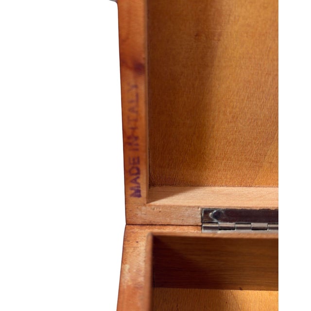 Vintage Italian Sorrento Inlaid Marquetry Box For Sale - Image 6 of 7