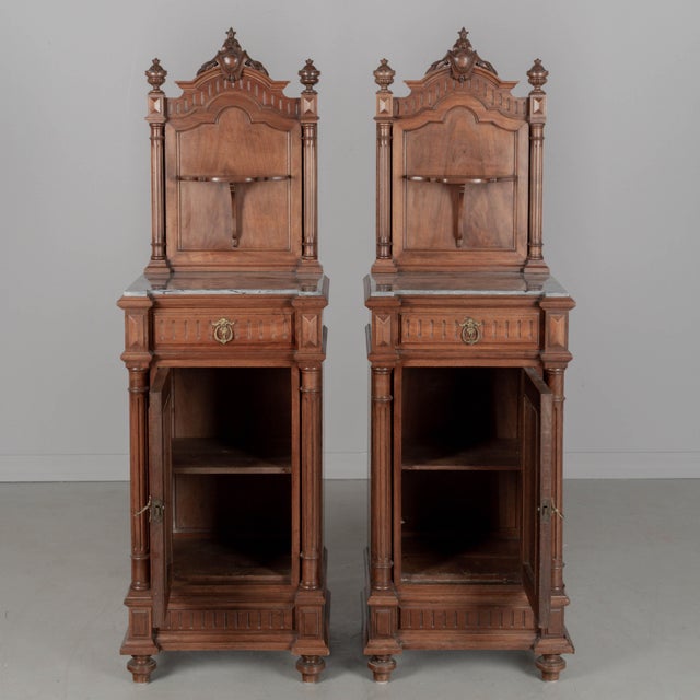 Early 20th Century Pair of Italian Walnut Marble Top Nightstands For Sale - Image 5 of 10
